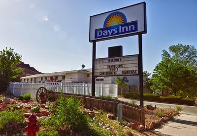 Days By Wyndham Hotel